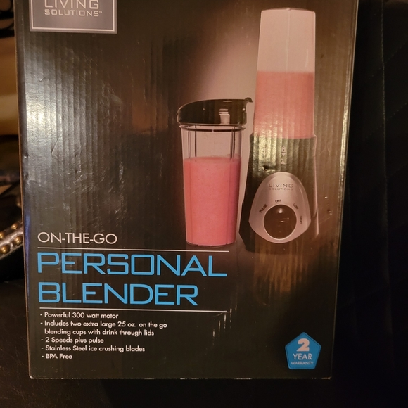 Living Solutions On The Go Personal Blender - Picture 4 of 5